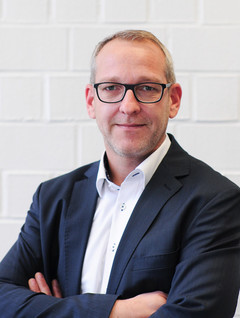 Jörg Schäfer (B. Eng.) Jörg Schäfer (B. Eng.)